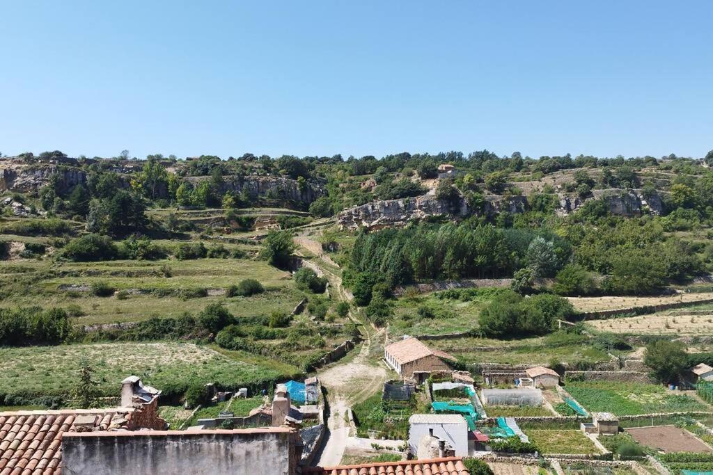 Casa Rustica Y Vistas A La Montana - Els Llavadors Villa Вияфранка дел Сид Екстериор снимка